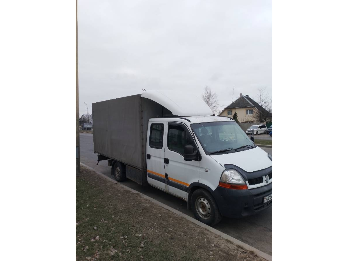 Грузовик тентованный Renault Master (2004)