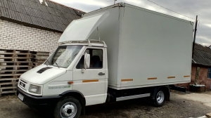 Грузовой фургон IVECO 45-13 (1994)